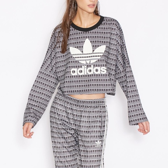 ADIDAS ORIGINALS | Pavao Crop Sweatshirt - Picture 3 of 5